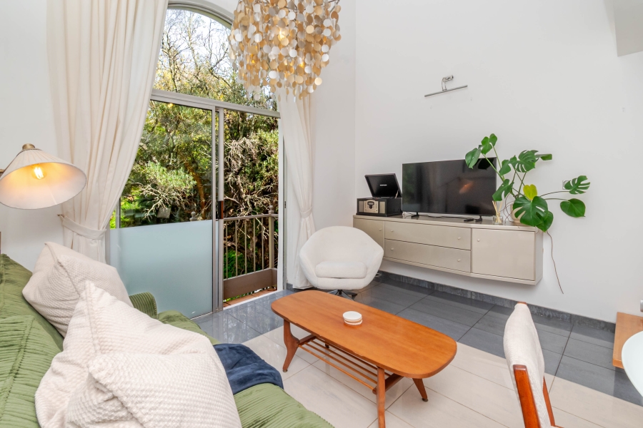 1 Bedroom Property for Sale in Gardens Western Cape